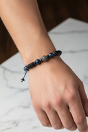 Şungit, Safir ve Hematit Doğal Taş Bileklik – Gümüş Aparatlı Şık Tasarım