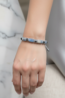 Kiyanit ve Hematit Doğal Taş Bileklik – İpli Köşeli Makrome Model, Unisex Tasarım